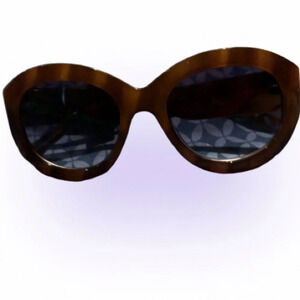 Ninewest  round leopard frames chic sunglasses